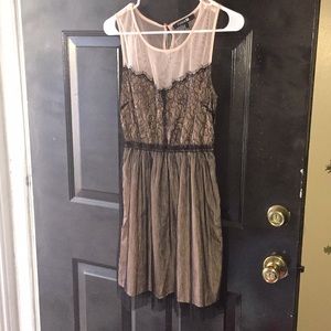 Forever 21 med dress. Bag 106